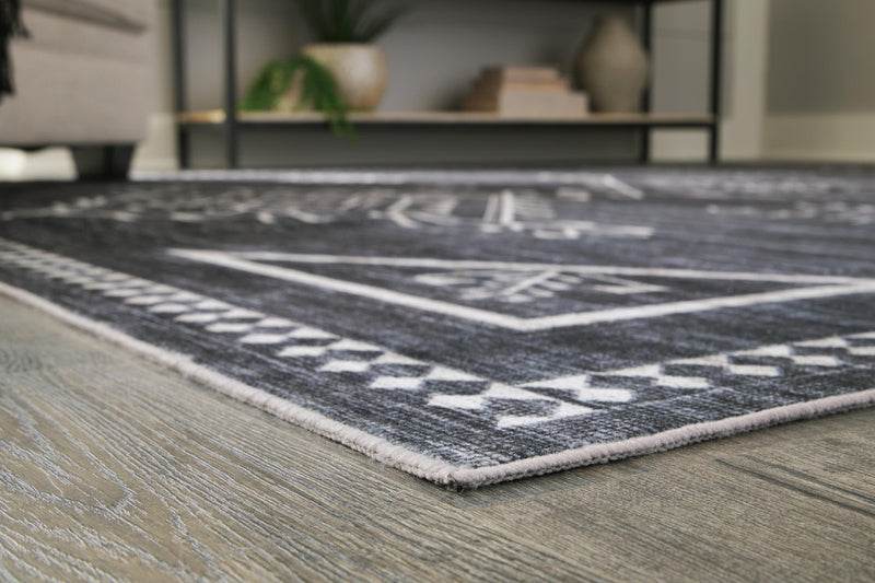 arloman-5-x-7-washable-rug-3