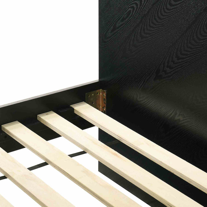 Petra King 3 Piece Wood Bedroom Set in Black Finish