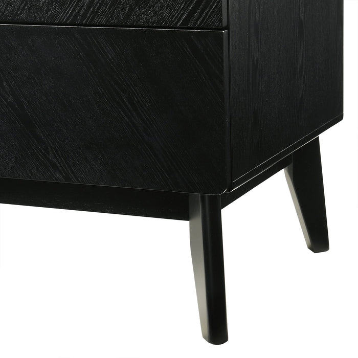 Petra Queen 4 Piece Wood Bedroom Set in Black Finish