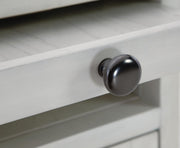 treytown-chairside-end-table-10