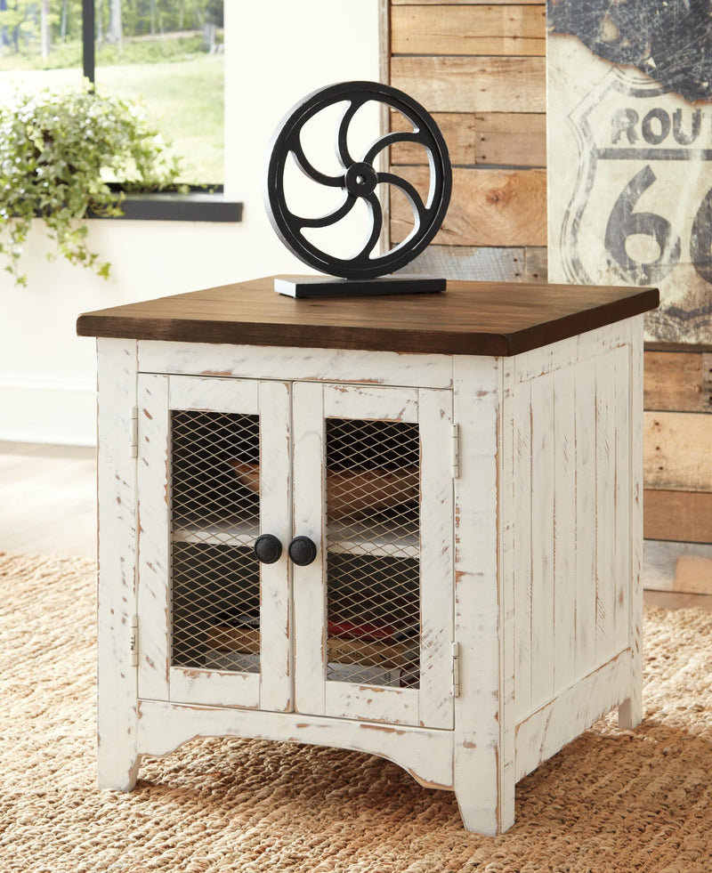 wystfield-coffee-table-and-2-end-tables-5