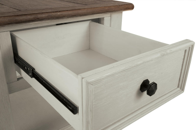 bolanburg-end-table-7