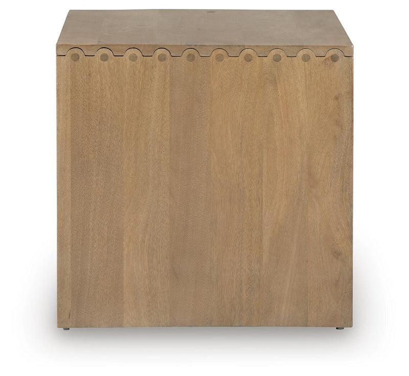 ella-grove-end-table-4
