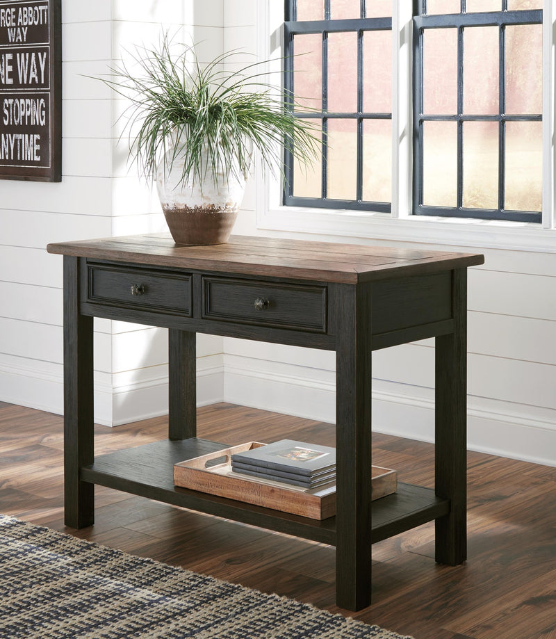 tyler-creek-coffee-table-and-2-end-tables-with-console-23
