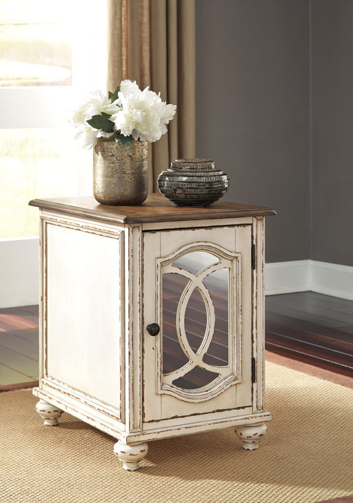 realyn-chairside-end-table-2