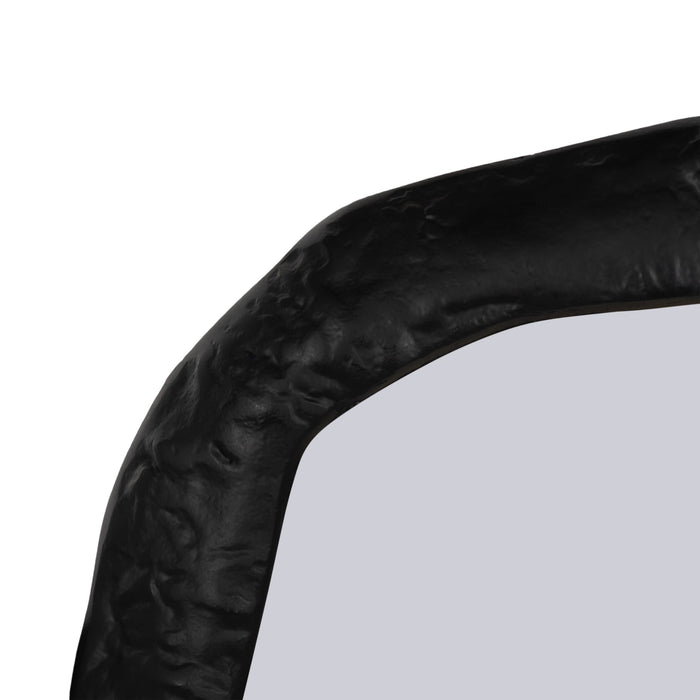 alum-18-hammered-outlined-mirror-matte-black-4