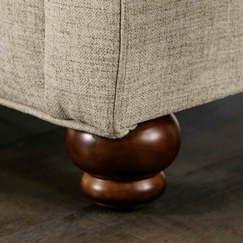 amaya-loveseat-4