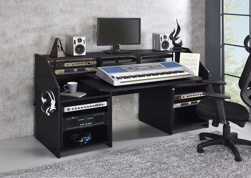 annette-black-music-desk-1