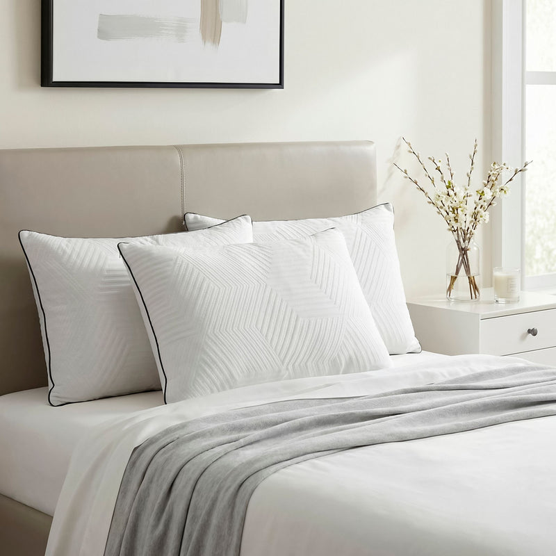aquila-white-queen-size-shredded-memory-foam-pillow-2pc-box-1