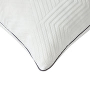 aquila-white-queen-size-shredded-memory-foam-pillow-2pc-box-5