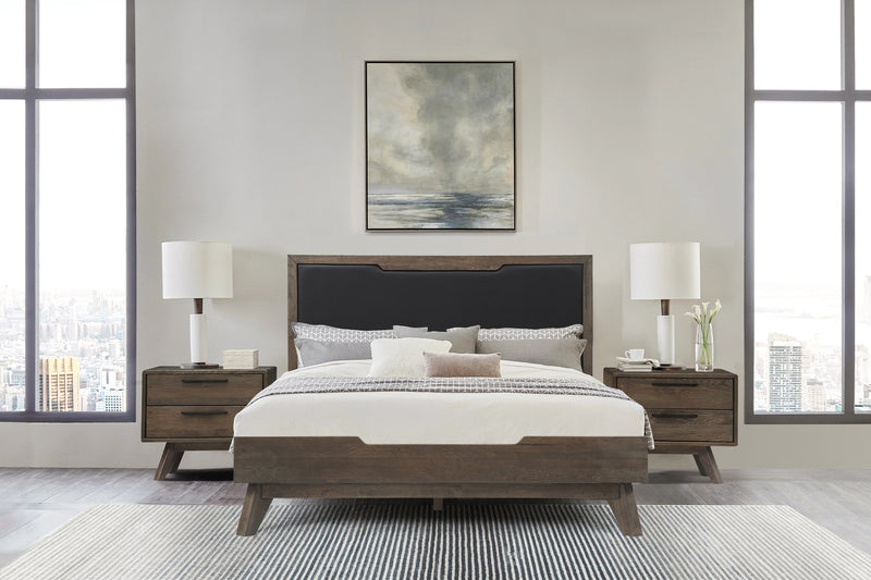 astoria-3-piece-queen-bedroom-set-in-oak-with-black-faux-leather-12