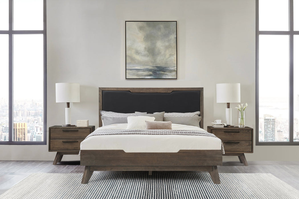 astoria-3-piece-queen-bedroom-set-in-oak-with-black-faux-leather-12