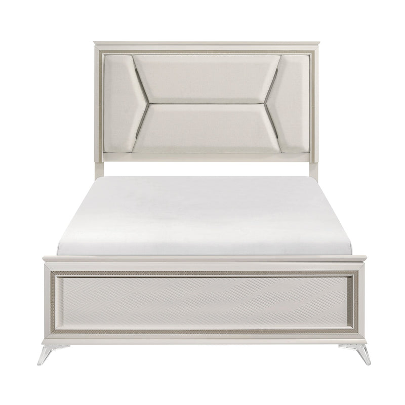 audra-white-3-queen-bed-12