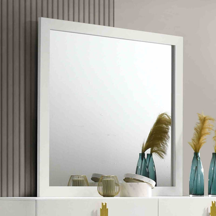 basildon-mirror-white-1