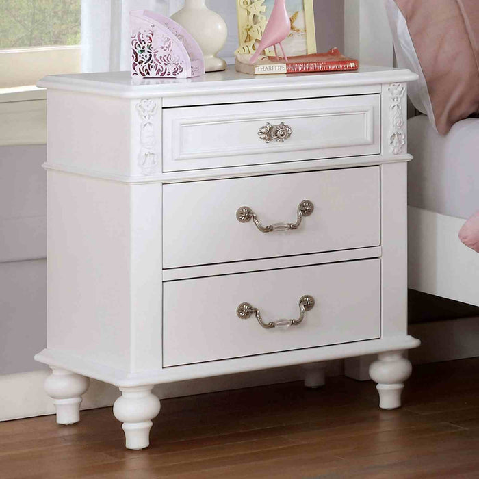 belva-nightstand-w-usb-1