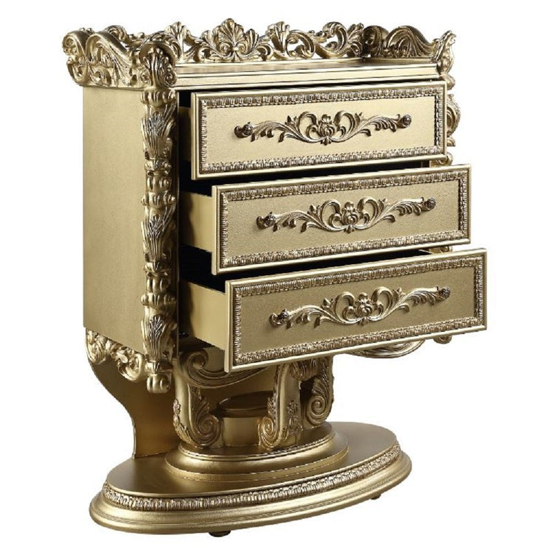 bernadette-gold-chest-4