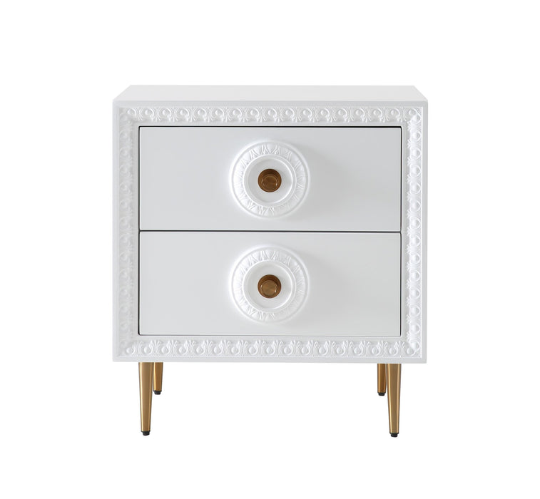 bovey-white-lacquer-side-table-3
