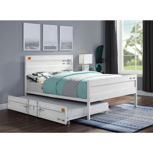 cargo-white-full-bed-2