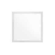 casilda-white-mirror-2