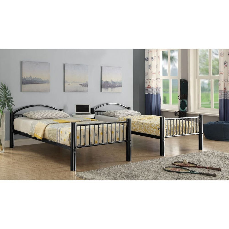 cayelynn-black-bunk-bed-t-t-5