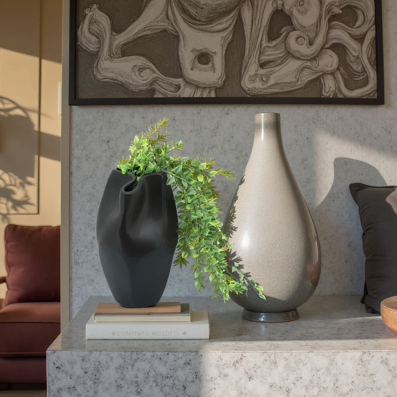 cer-10-h-abstract-vase-black-6