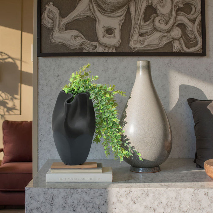 cer-10-h-abstract-vase-black-6