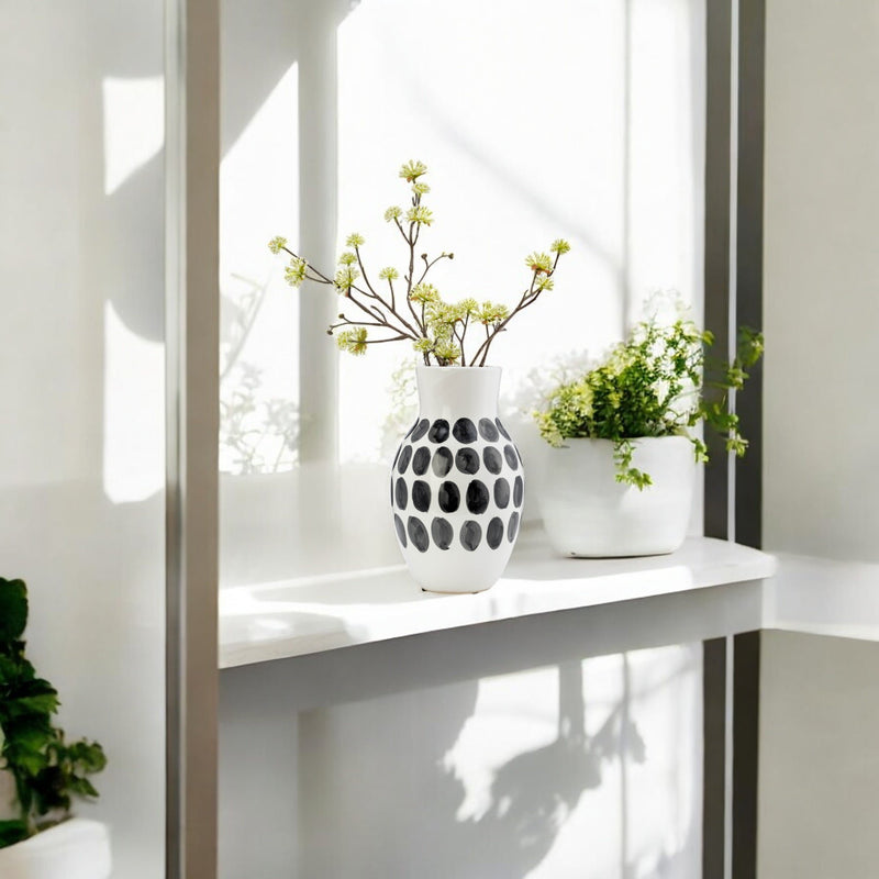 cer-10-h-blk-polk-a-dot-flower-vase-white-10