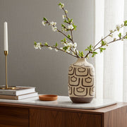 cer-10-h-decoractive-vase-irish-cream-9