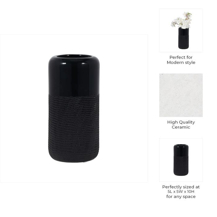 cer-10-h-grooved-vase-black-8