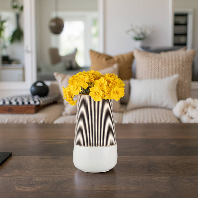cer-10-h-ridged-vase-ivory-9