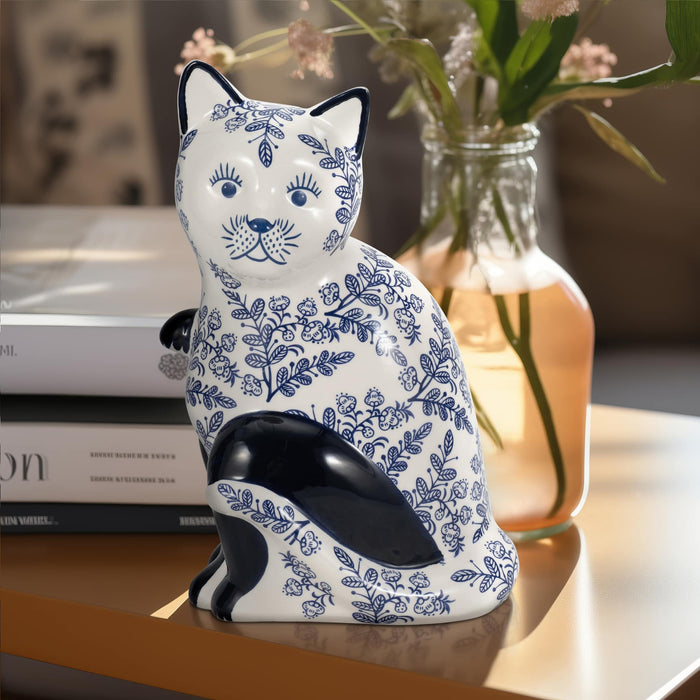 cer-10-sitting-chinoiserie-cat-blue-white-11