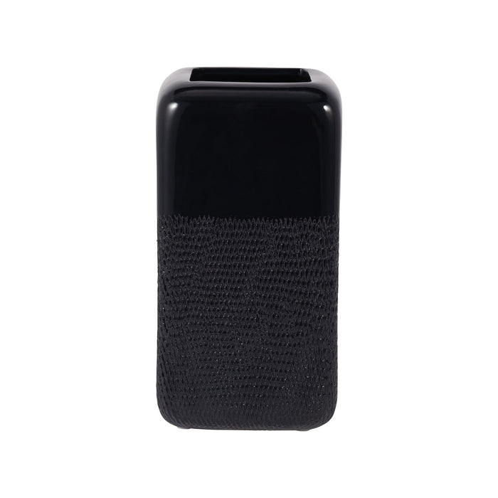 cer-10-squared-grooved-vase-black-1