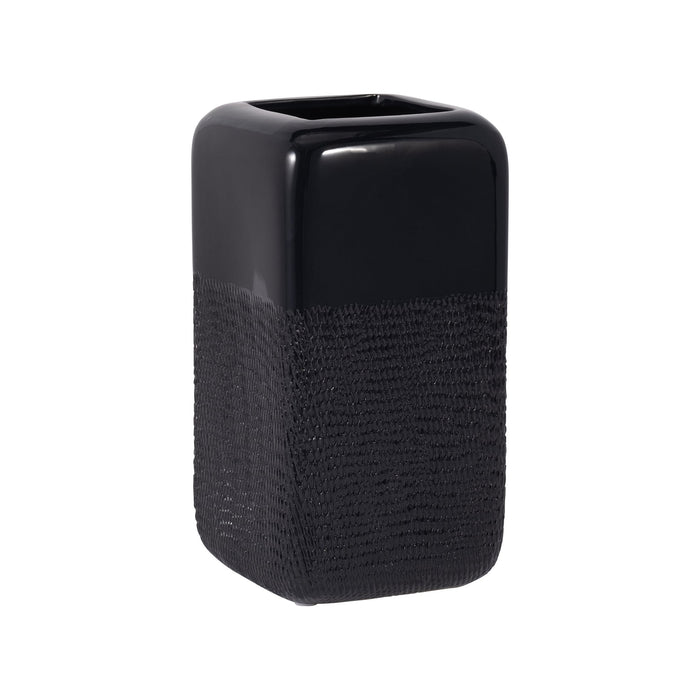 cer-10-squared-grooved-vase-black-3