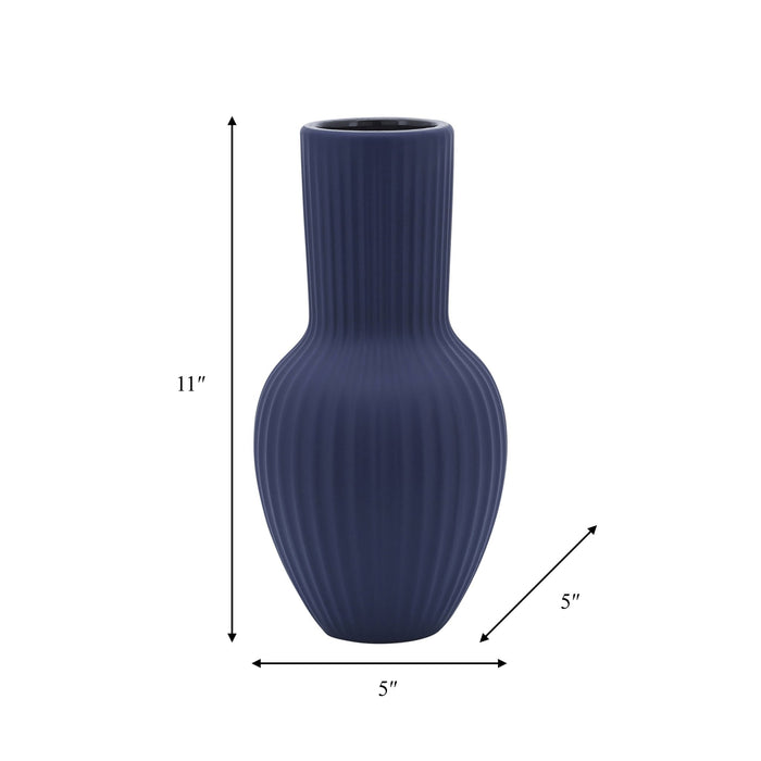 cer-11-h-bouquet-vase-navy-6
