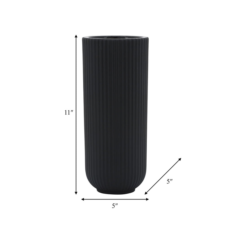 cer-11-h-ridged-vase-black-5