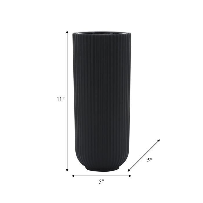 cer-11-h-ridged-vase-black-5