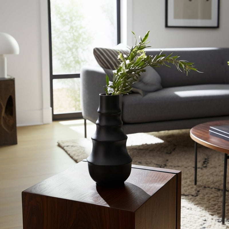 cer-11-ring-pattern-vase-black-10