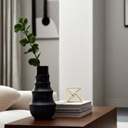 cer-11-ring-pattern-vase-black-11