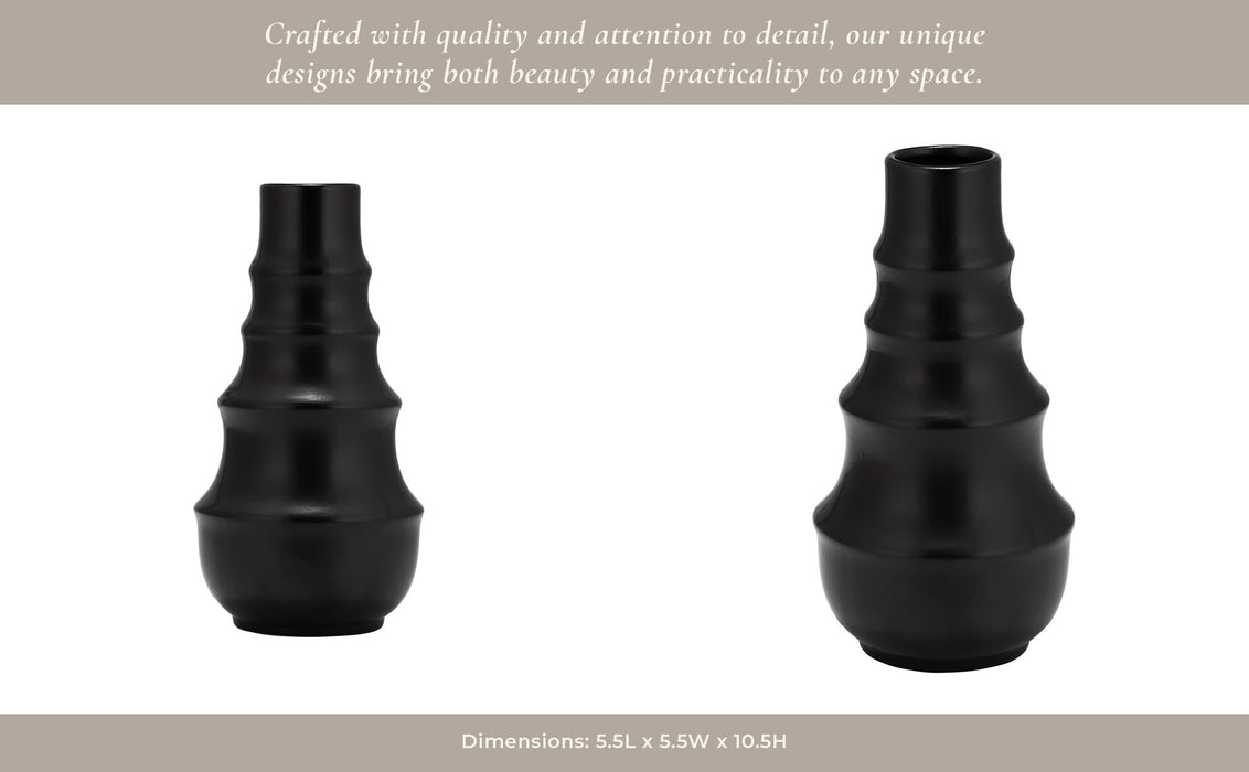 cer-11-ring-pattern-vase-black-12