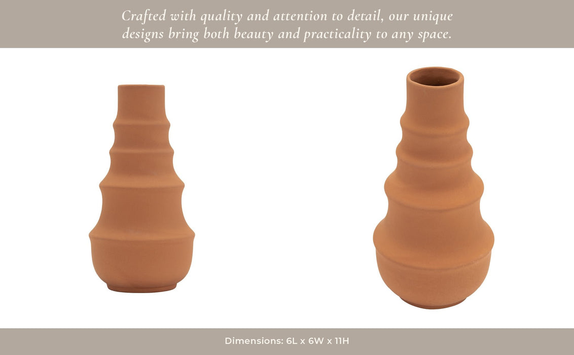cer-11-ring-pattern-vase-terracotta-13