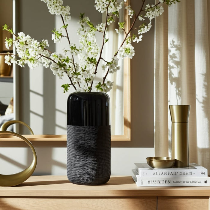 cer-12-h-grooved-vase-black-9