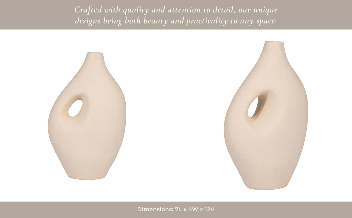 cer-12-nomadic-handle-vase-ivory-11