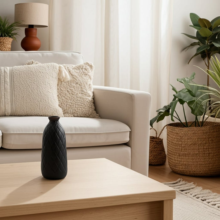 cer-12-plaid-textured-vase-black-13