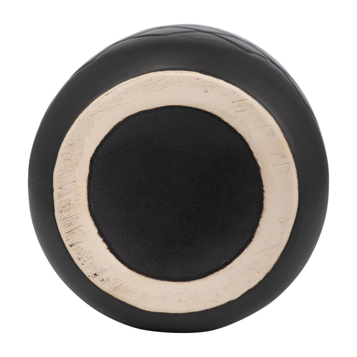 cer-12-plaid-textured-vase-black-7