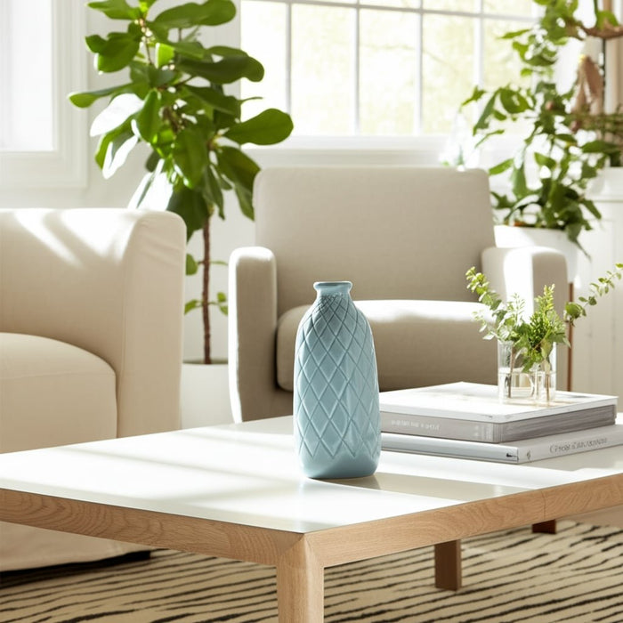 cer-12-plaid-textured-vase-cameo-blue-10