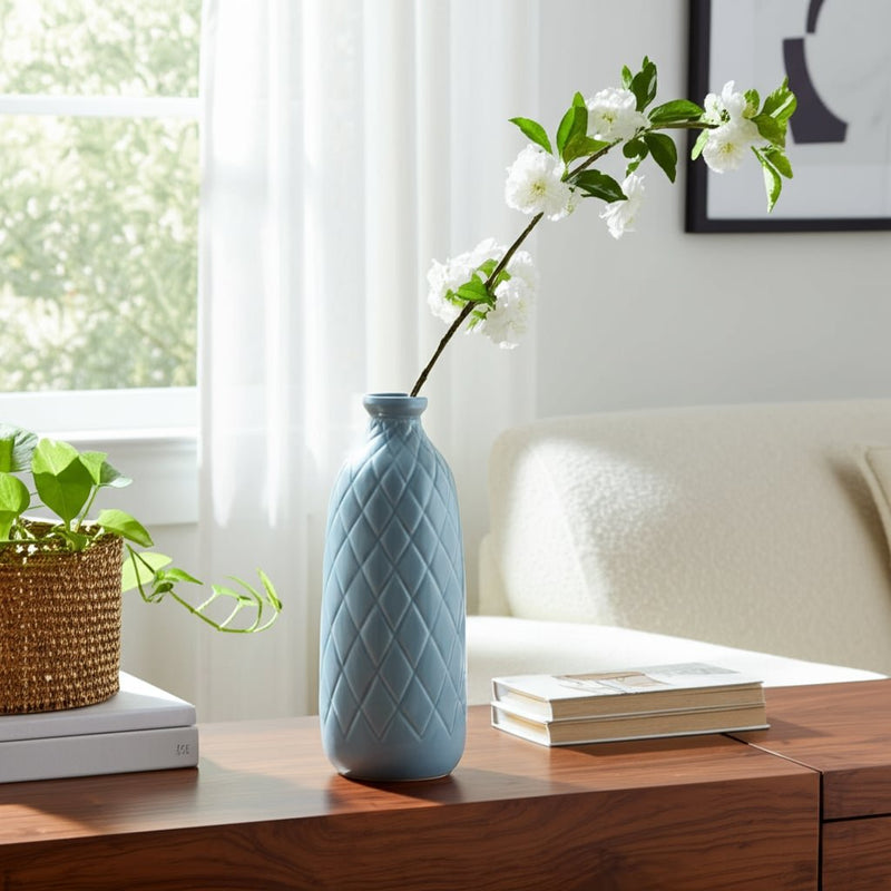 cer-12-plaid-textured-vase-cameo-blue-8