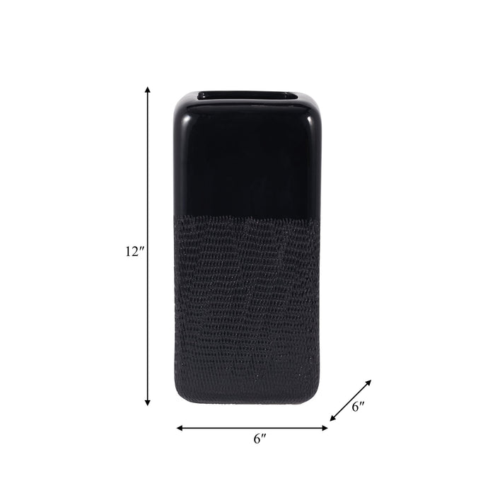 cer-12-squared-grooved-vase-black-7