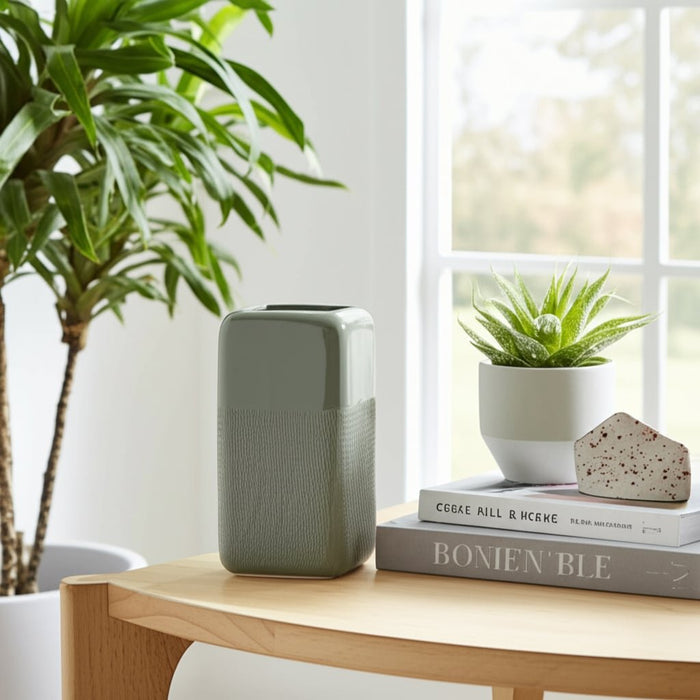 cer-12-squared-grooved-vase-cucumber-12