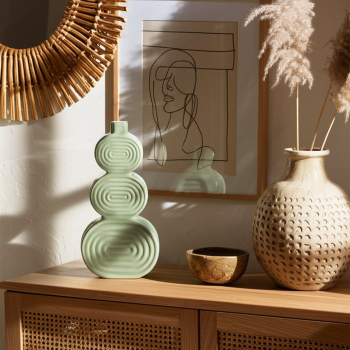 cer-12-stacked-circles-vase-cucumber-10