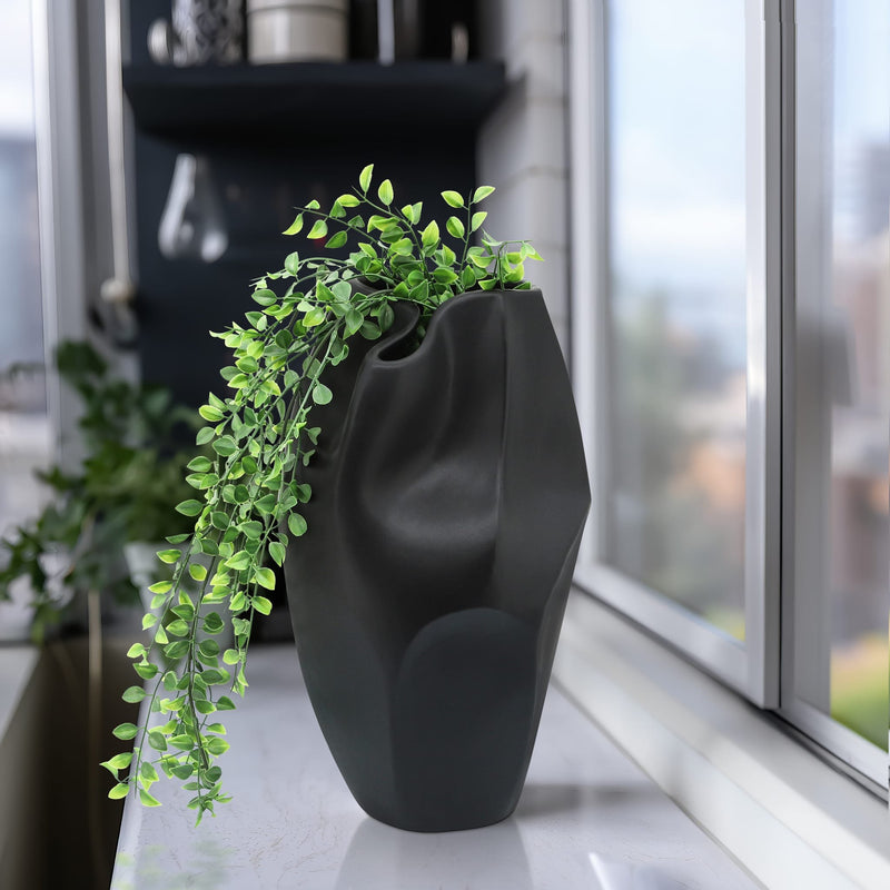 cer-14-h-abstract-vase-black-6